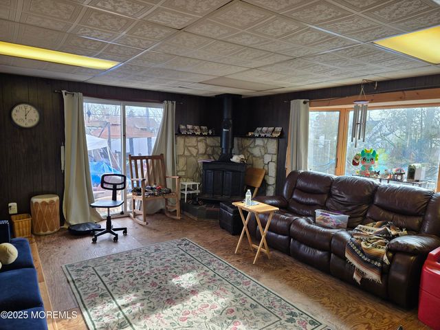 731 Bay Avenue, Toms River, NJ 08753