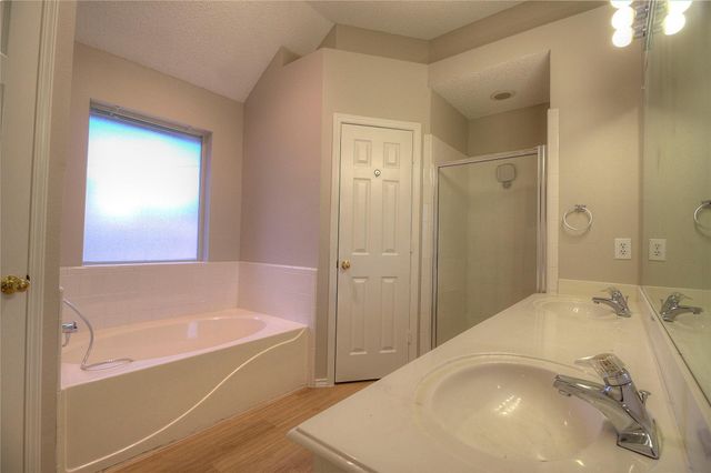 7409 Glen Drive, Watauga, TX 76148