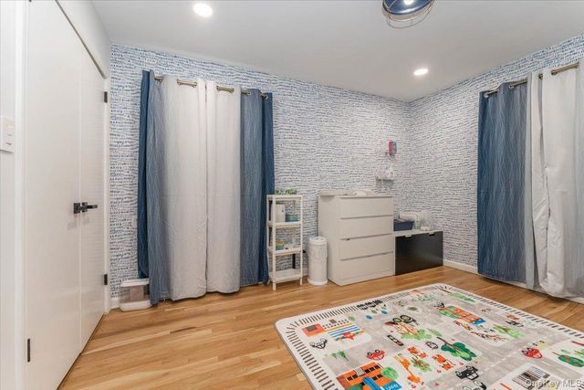 821 Napoleon Street, Woodmere, NY 11598