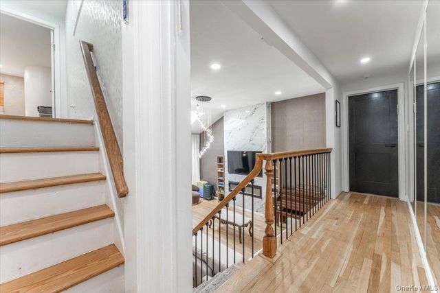 821 Napoleon Street, Woodmere, NY 11598