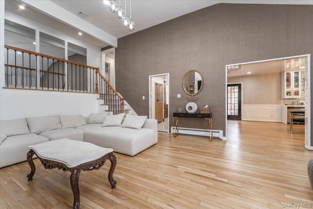 821 Napoleon Street, Woodmere, NY 11598
