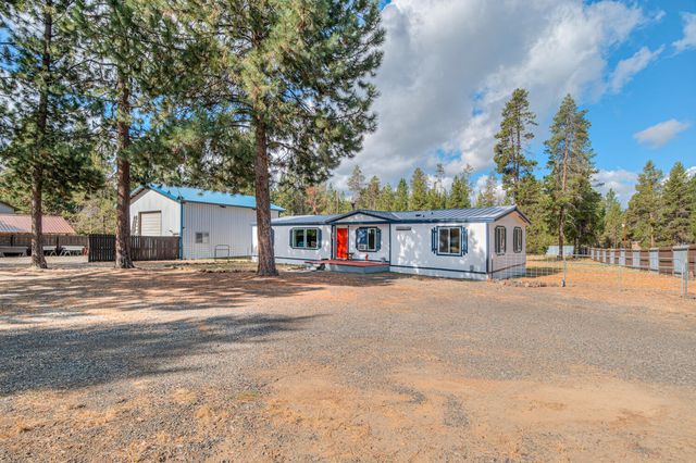 55877 Blue Eagle Road, Bend, OR 97707