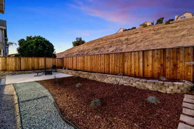 4054 Folsom Drive, Antioch, CA 94531