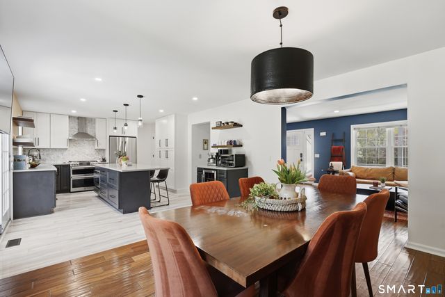 71 Elizabeth Avenue, Stamford, CT 06907