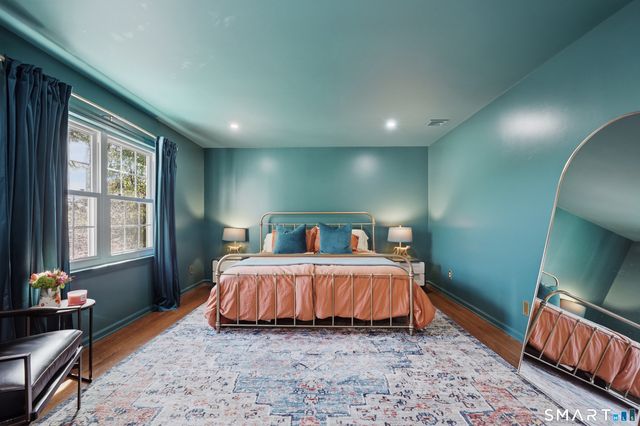 71 Elizabeth Avenue, Stamford, CT 06907