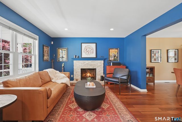 71 Elizabeth Avenue, Stamford, CT 06907