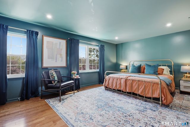 71 Elizabeth Avenue, Stamford, CT 06907