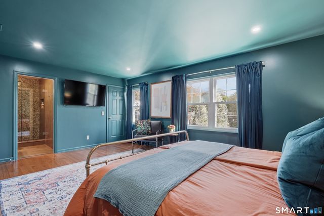 71 Elizabeth Avenue, Stamford, CT 06907