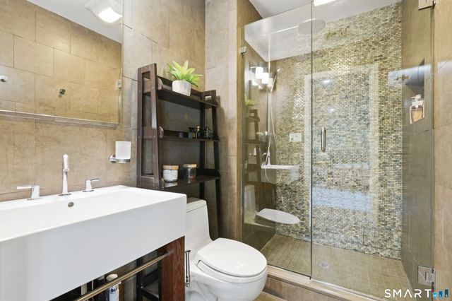 71 Elizabeth Avenue, Stamford, CT 06907