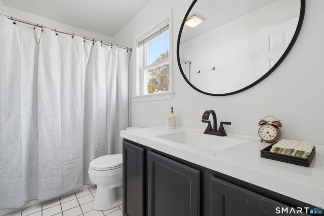 71 Elizabeth Avenue, Stamford, CT 06907