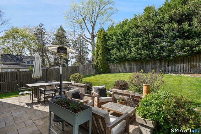 71 Elizabeth Avenue, Stamford, CT 06907