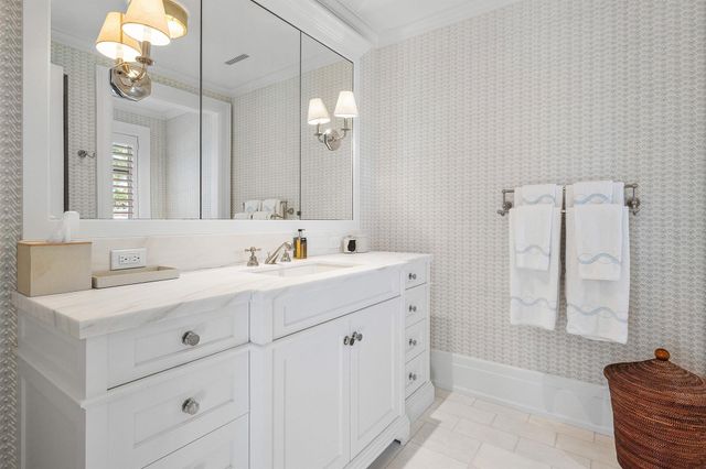 242 Tangier Avenue, Palm Beach, FL 33480