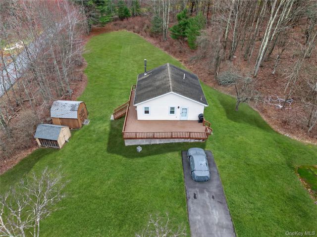 28 Divine Corners Road, Loch Sheldrake, NY 12759