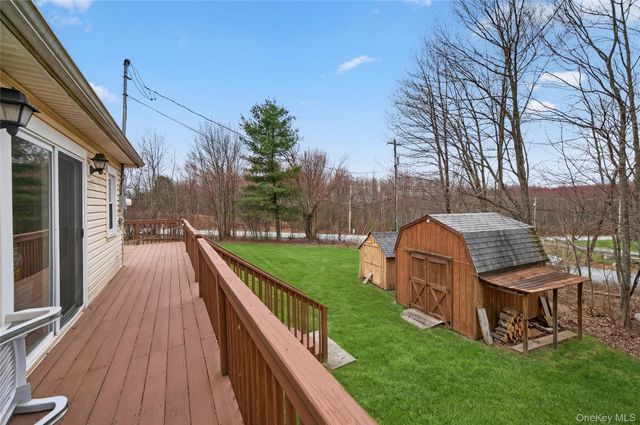 28 Divine Corners Road, Loch Sheldrake, NY 12759
