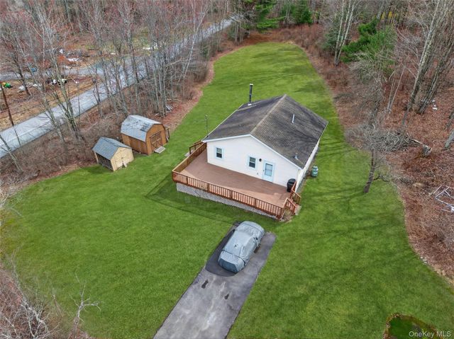 28 Divine Corners Road, Loch Sheldrake, NY 12759