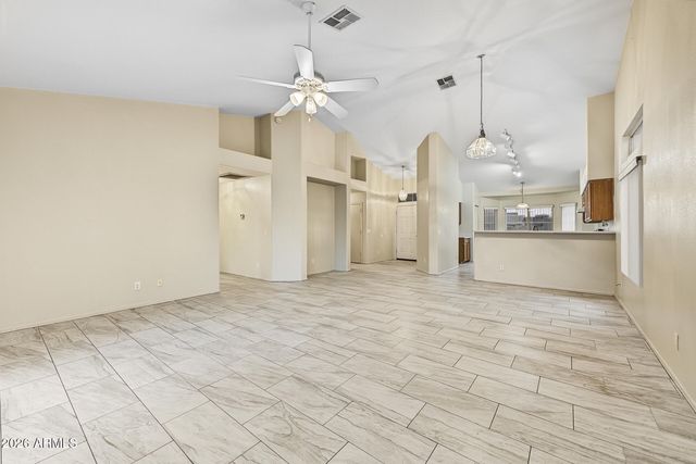 7529 W SUNNYSIDE Drive, Peoria, AZ 85345
