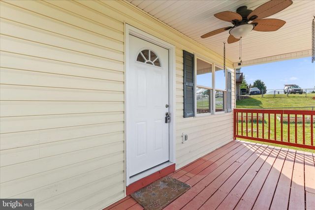 329 WISE AVE, Strasburg, VA 22657