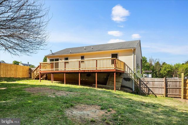 329 WISE AVE, Strasburg, VA 22657