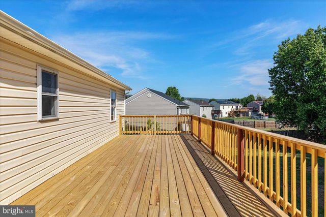 329 WISE AVE, Strasburg, VA 22657