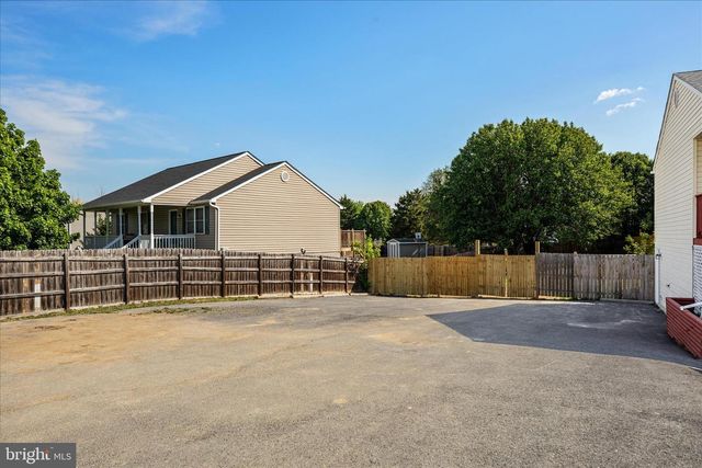 329 WISE AVE, Strasburg, VA 22657