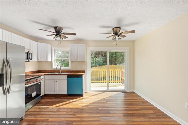 329 WISE AVE, Strasburg, VA 22657