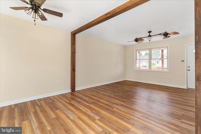 329 WISE AVE, Strasburg, VA 22657