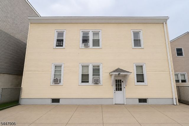 287 New York Ave, Newark City, NJ 07105