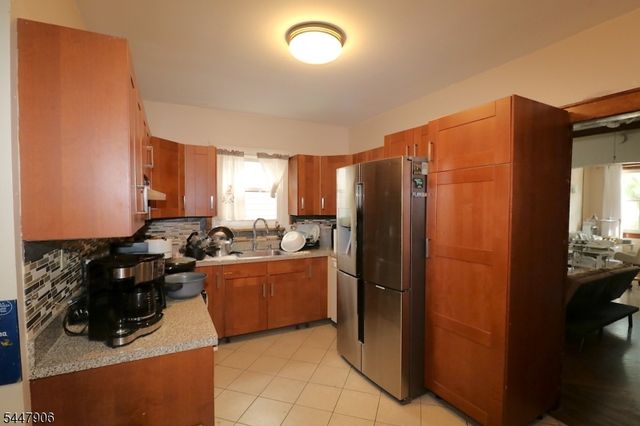 287 New York Ave, Newark City, NJ 07105