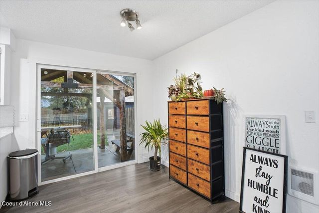 9705 N MEADOW WAY, Hayden, ID 83835