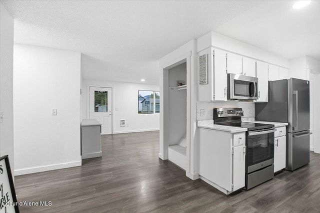 9705 N MEADOW WAY, Hayden, ID 83835