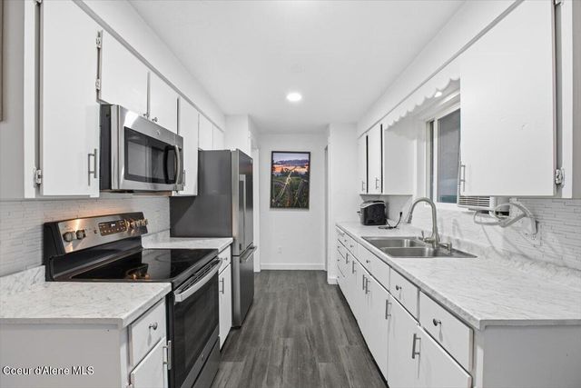 9705 N MEADOW WAY, Hayden, ID 83835