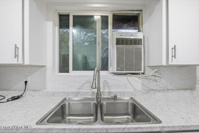 9705 N MEADOW WAY, Hayden, ID 83835