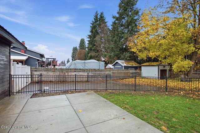 9705 N MEADOW WAY, Hayden, ID 83835