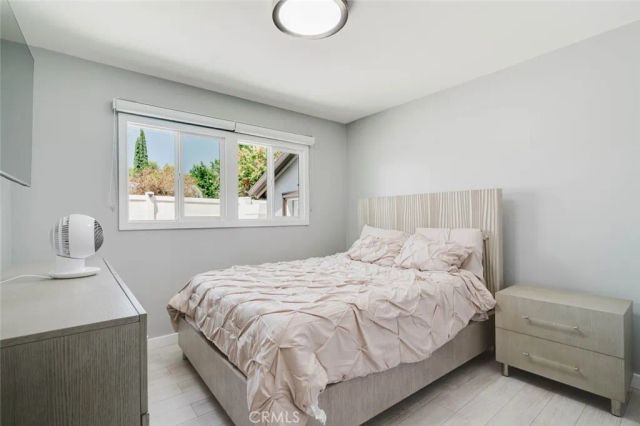 7725 Loma Verde Avenue, Canoga Park, CA 91304