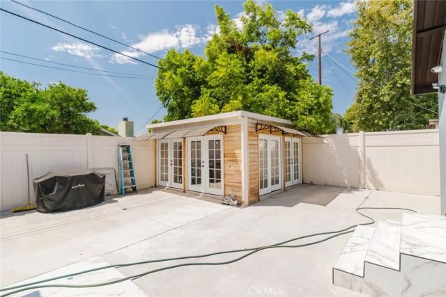 7725 Loma Verde Avenue, Canoga Park, CA 91304