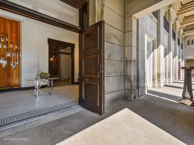 4840 S Dorchester Avenue 3, Chicago, IL 60615