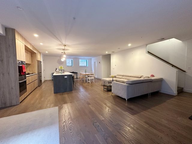 4840 S Dorchester Avenue 3, Chicago, IL 60615