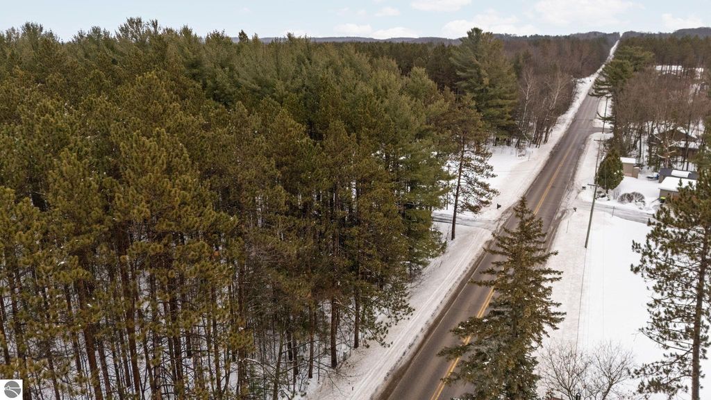 Image 18 of property listing at 10105 Coster Road, Fife Lake, MI 49633