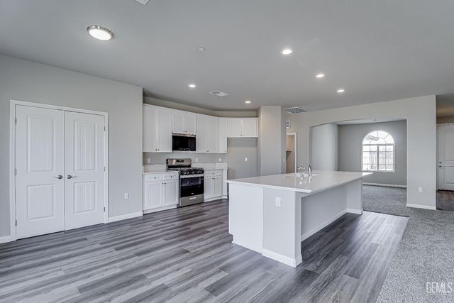 4620 Dry Port Way, Bakersfield, CA 93306