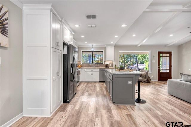 441 Hideaway Lane Central, Hideaway, TX 75771