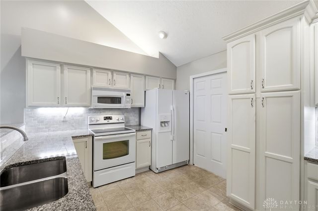 1596 Turnberry Village Drive, Washington Twp, OH 45458