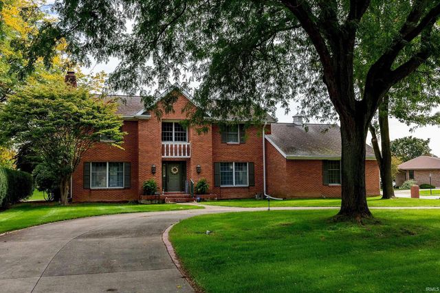 3040 Twin Pines Point, Elkhart, IN 46514