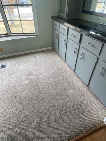 2839 MANATEE RD, Tavares, FL 32778