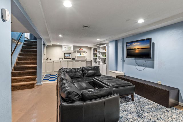 3126 Pierce Street NE, Minneapolis, MN 55418