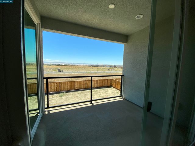 3600 Darnoch, Lathrop, CA 95330
