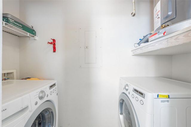 3505 Sage Road 2210, Houston, TX 77056