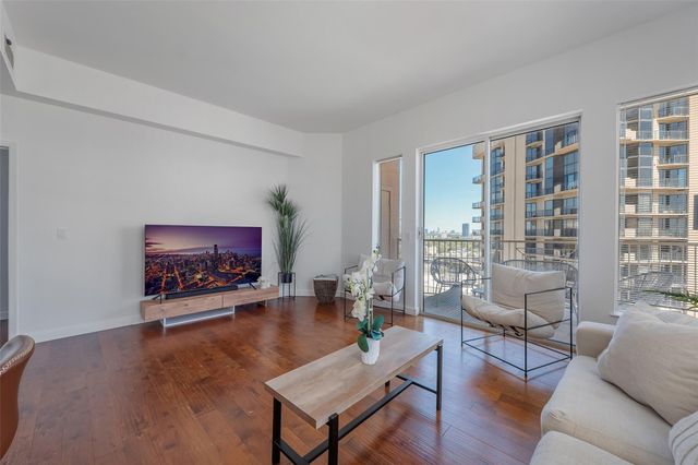 3505 Sage Road 2210, Houston, TX 77056