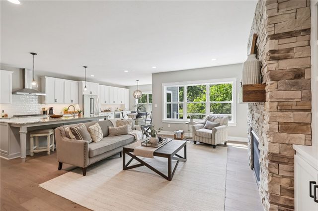 102 Bartlett Lane., Marshall, PA 15090