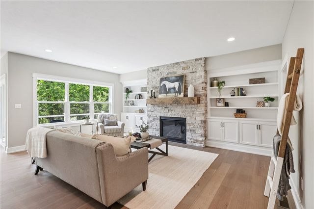 102 Bartlett Lane., Marshall, PA 15090