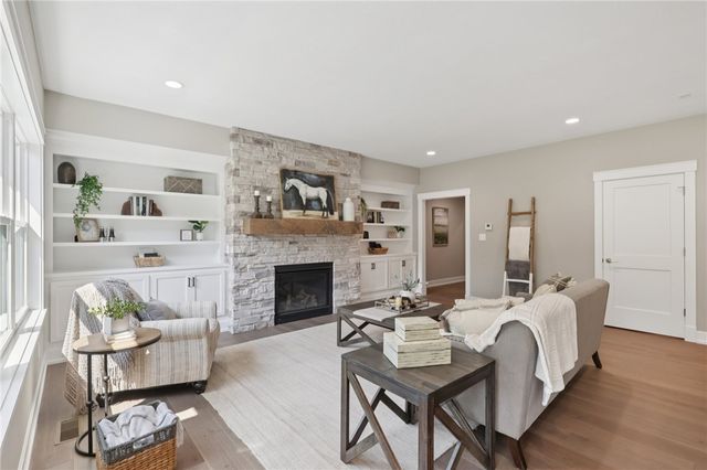 102 Bartlett Lane., Marshall, PA 15090